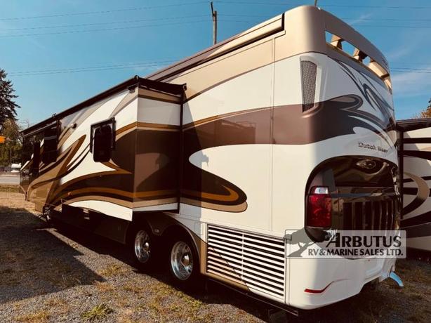 Used 2015 Newmar Dutch Star 4018 image 4