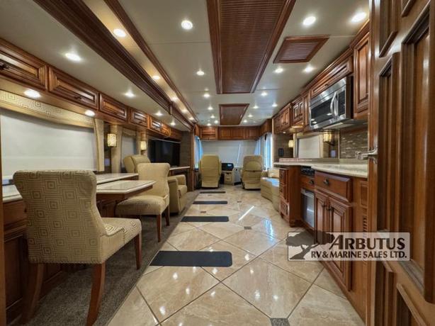 Used 2015 Newmar Dutch Star 4018 image 8