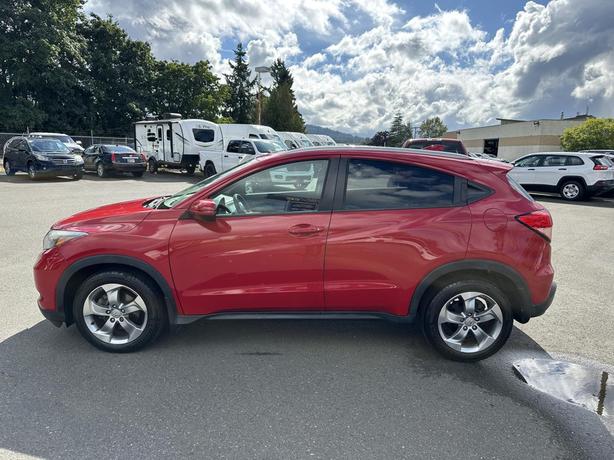 2017 Honda HR-V Ex-L image 2