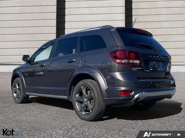 2015 DODGE JOURNEY image 4