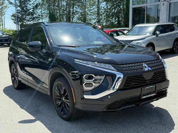 2024 Mitsubishi Eclipse Cross Noir - No Accidents, Sunroof, 360 Cameras image 3
