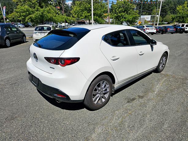 2022 Mazda  Mazda3 Sport GX image 4