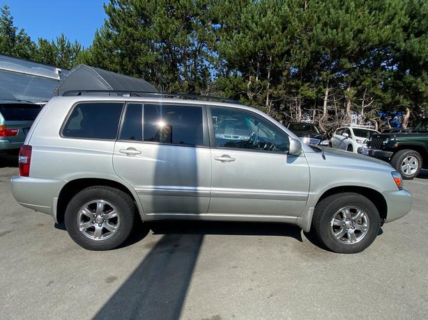 2006 Toyota  Highlander Sport image 4