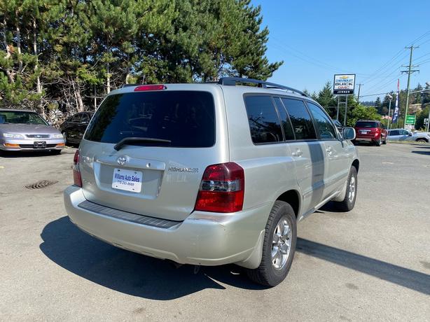 2006 Toyota  Highlander Sport image 5