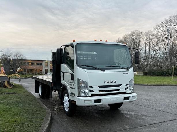 2018 Isuzu NPR 16 Foot Flat Deck image 2
