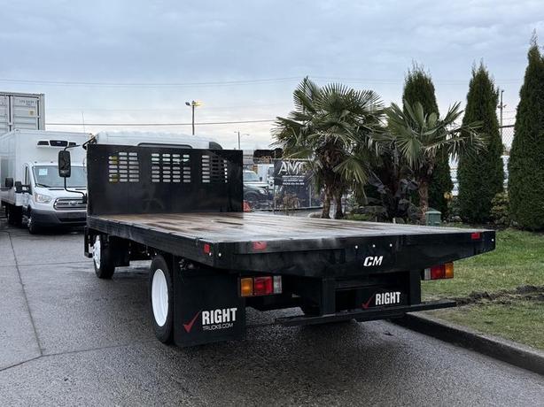 2018 Isuzu NPR 16 Foot Flat Deck image 8