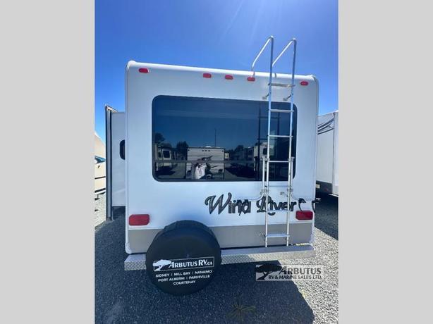 Used 2011 Outdoors RV Wind River 235RLS image 3