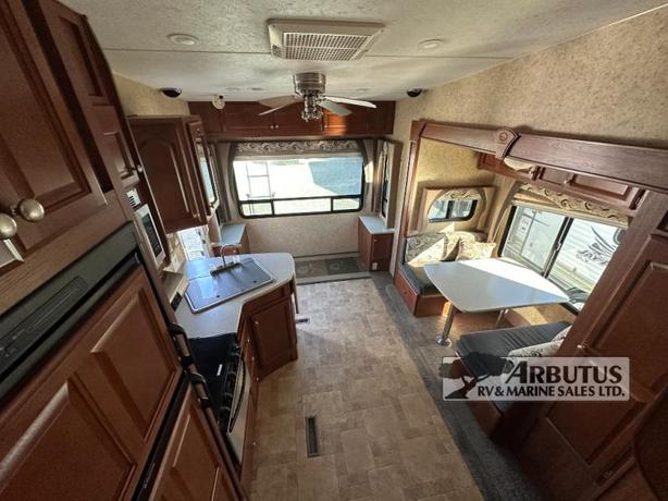 Used 2011 Outdoors RV Wind River 235RLS image 7