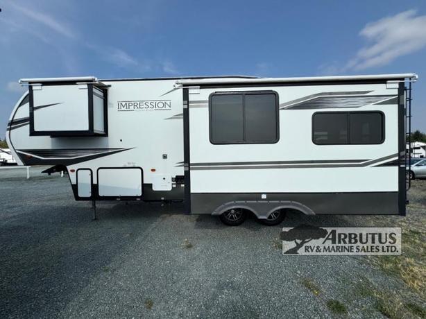 Used 2018 Forest River RV Impression 28RSS image 4