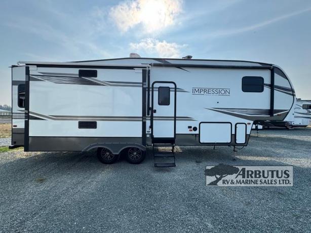 Used 2018 Forest River RV Impression 28RSS image 8