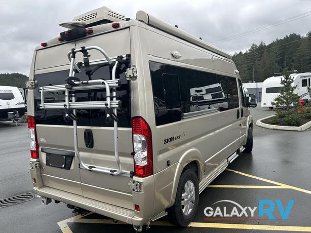 Used 2021 Roadtrek ZION image 2