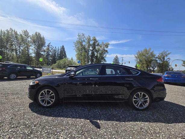 2020 Ford Fusion Hybrid Titanium - No Accidents, Leather, Sunroof image 2