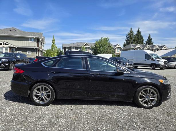 2020 Ford Fusion Hybrid Titanium - No Accidents, Leather, Sunroof image 6