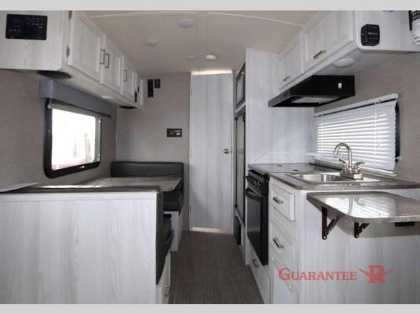 Used 2018 Forest River RV Rockwood GEO Pro 19FD image 7