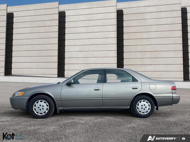 1998 TOYOTA CAMRY image 3