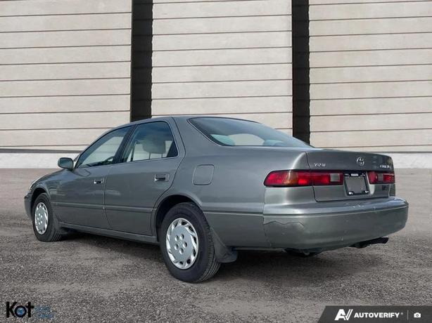 1998 TOYOTA CAMRY image 4