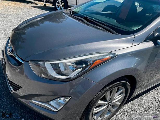 2016 HYUNDAI ELANTRA image 8