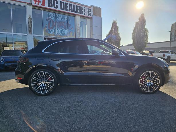 2015 Porsche Macan Turbo - Ventilated Seats, Panoramic Sunroof image 3