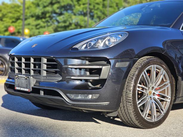 2015 Porsche Macan Turbo - Ventilated Seats, Panoramic Sunroof image 8