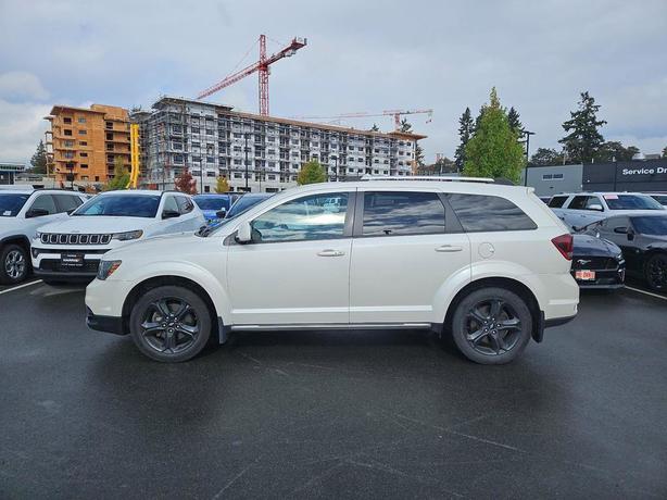 2018 Dodge Journey Crossroad | No Reported Accidents! image 3