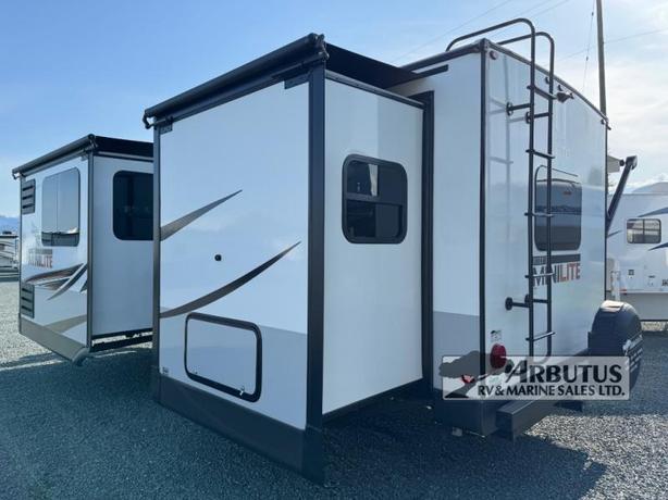 Used 2021 Forest River RV Rockwood Mini Lite 2516S image 6