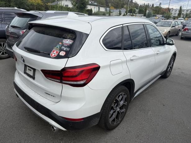 2021 BMW X1 Xdrive28i image 4