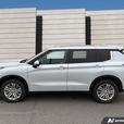 2024 Mitsubishi Outlander SE thumbnail image 3