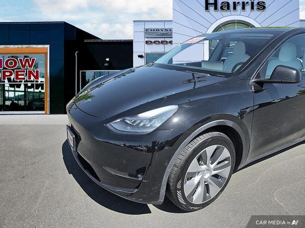 2021 Tesla Model Y Long Range AWD | Adaptive Cruise Control! image 8