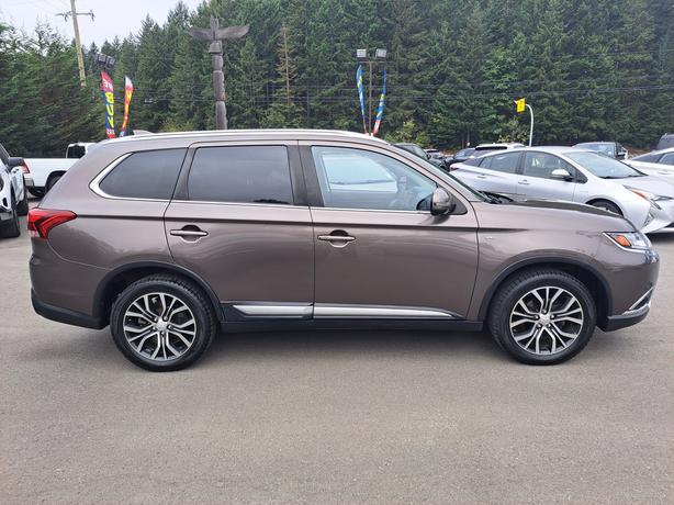 2017 Mitsubishi Outlander MOONROOF image 5