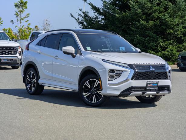 2024 Mitsubishi Eclipse Cross GT - Sunroof, NAV, Heated Seats, 4x4 image 4