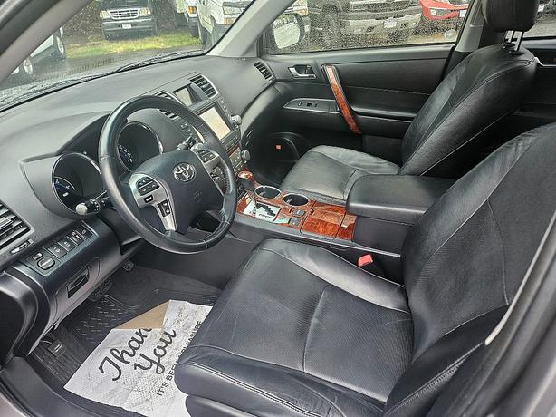2012 Toyota  Highlander Hybrid Limited image 7