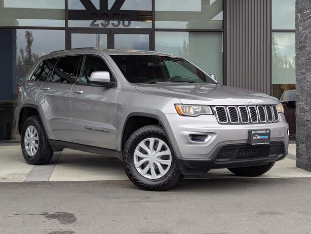 2018 Jeep Grand Cherokee Laredo - 4x4, Dual Zone Climate, Bluetooth image 4
