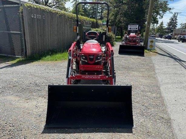 2024 Mahindra 1100 series 1120 HST image 3