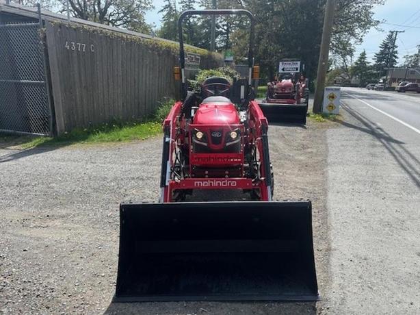 2024 Mahindra 1100 series 1120 HST image 3