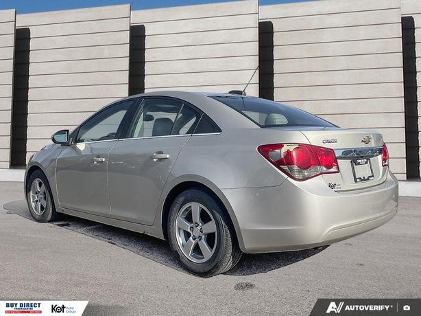 2015 Chevrolet Cruze 2LT image 4
