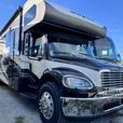 Used 2016 Jayco Seneca 37HJ thumbnail image