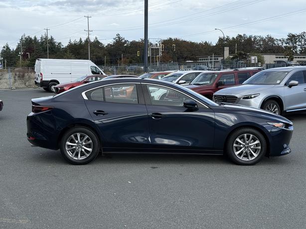 2019 Mazda Mazda3 GS- Heated Seats, Back Up Cam & Leather Shift Knob image 5