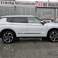 2023 Mitsubishi Outlander LE - Navigation, MultiView Cameras, Power Liftgate thumbnail image 4