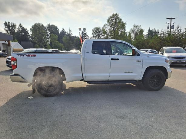 2018 Toyota Tundra 4WD - Heated Seats, Nav, Back-up Camera image 5