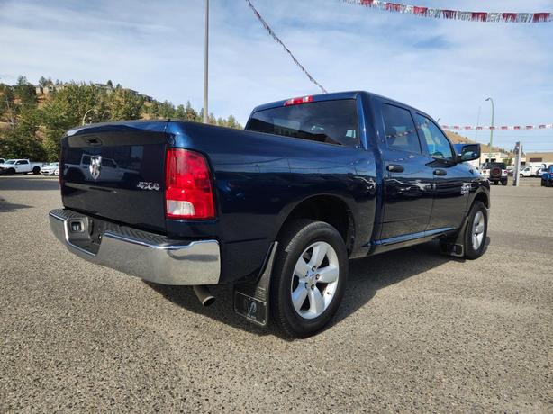 2022 RAM 1500 Classic Tradesman image 3