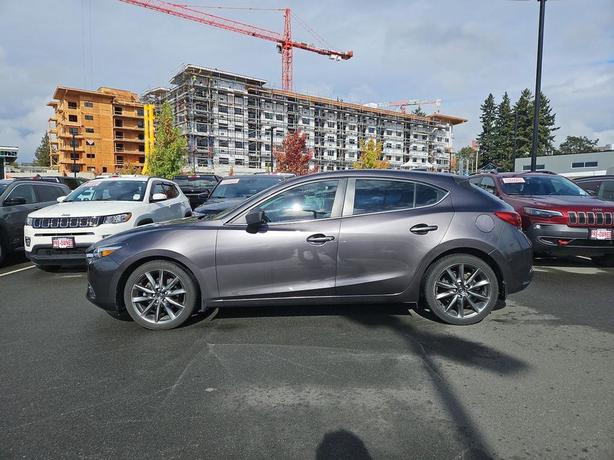 2018 Mazda3 Sport GT | One Owner! image 3
