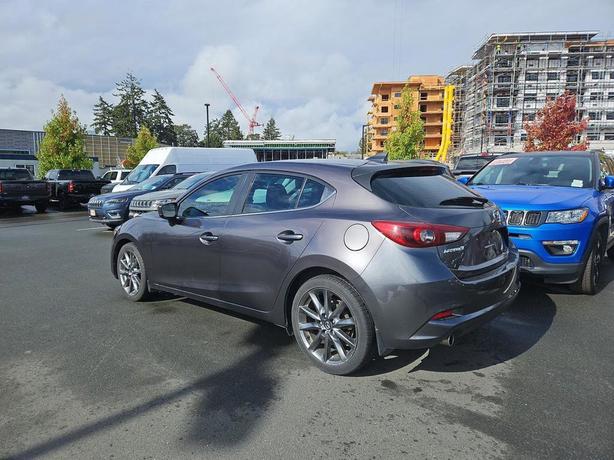 2018 Mazda3 Sport GT | One Owner! image 4