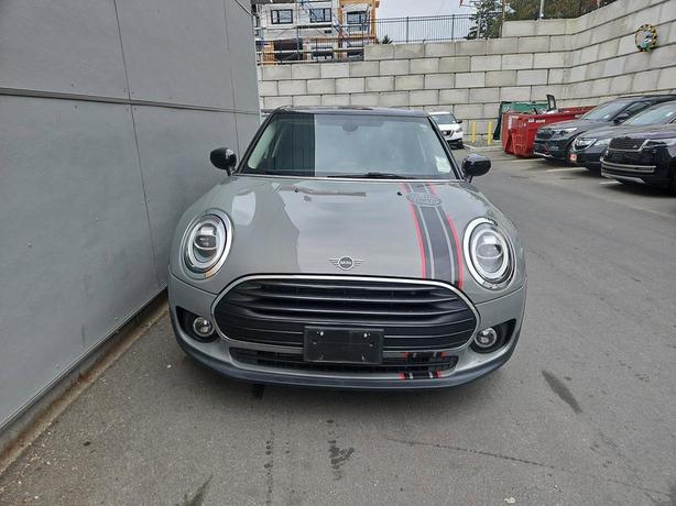 2020 MINI Clubman Cooper | No Reported Accidents! image 2