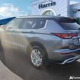 2024 Mitsubishi Outlander SE | No Reported Accidents | Heated Seats | Cruise Con thumbnail image 4