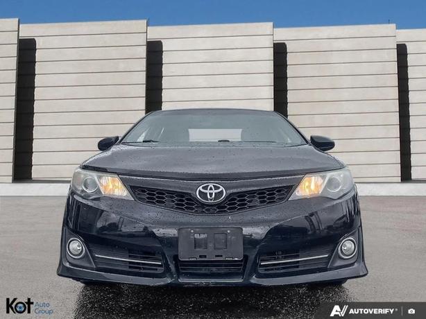 2013 TOYOTA CAMRY image 2
