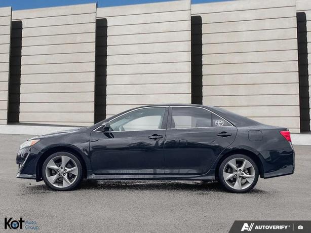 2013 TOYOTA CAMRY image 3