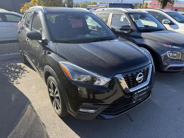 2020 Nissan Kicks SR image 1