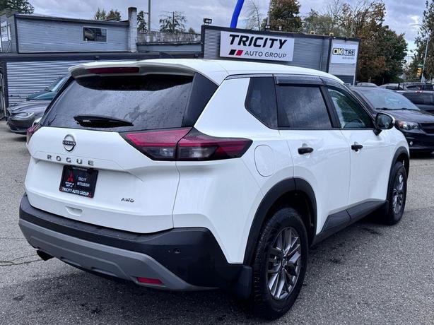 2022 Nissan Rogue S - No Accidents, One Owner, Heated Steering Wheel image 5