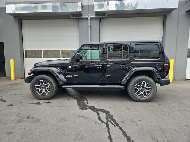2024 Jeep Wrangler Sahara 4 Door 4x4 | Heated Seats! image 3