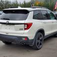 2019 Honda Passport Touring AWD thumbnail image 6